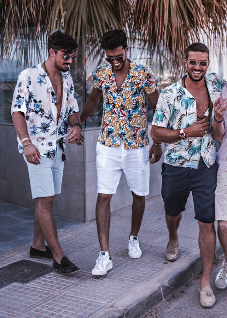 How To Wear a Hawaiian Shirt This Summer | The Lost Gentleman