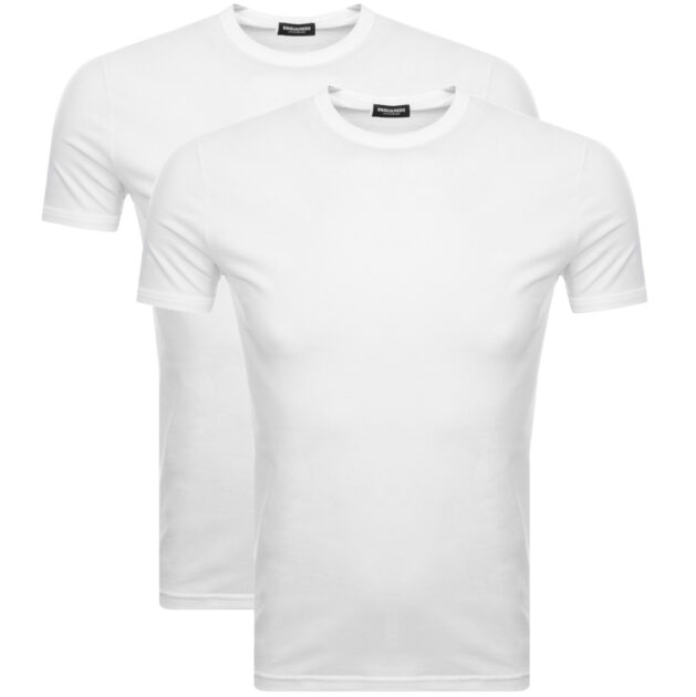 white t shirt – spring casualwear essentials