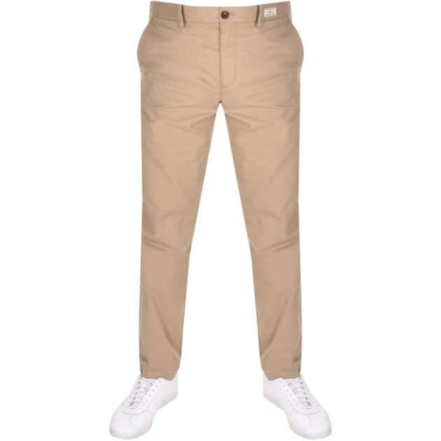 neutral chino – spring casualwear essentials